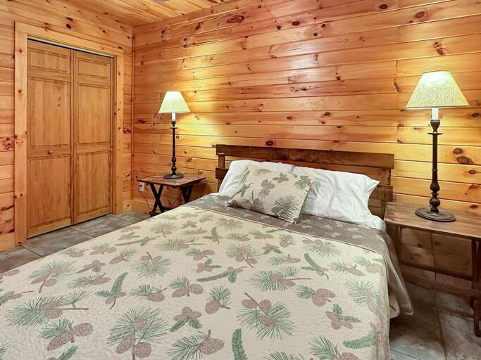 Queen Main Bedroom Queen Main Bedroom