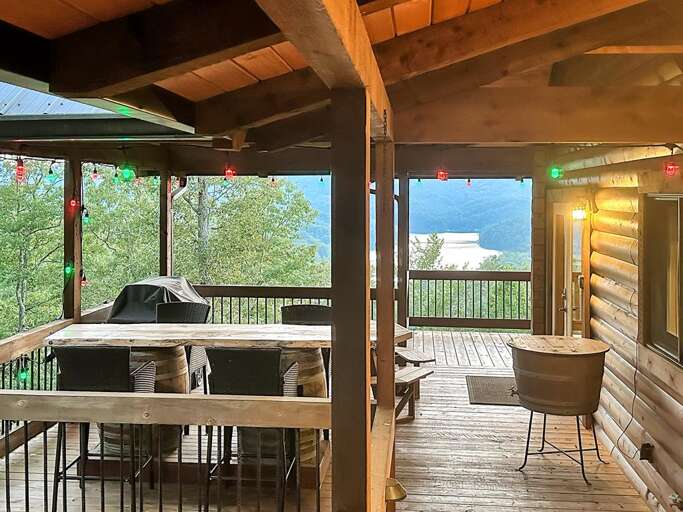 Tipsy Bear Lake House 2