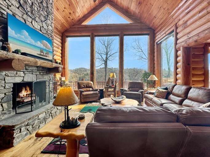 Mountain Ridge great room 2