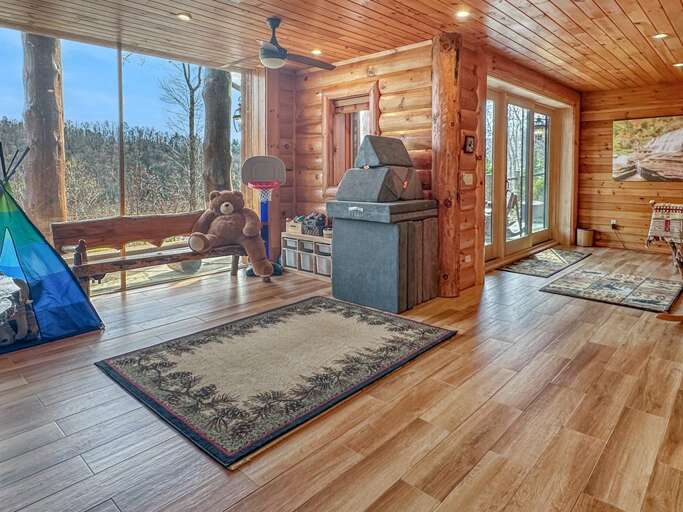 Mountain Ridge lower level family room 3