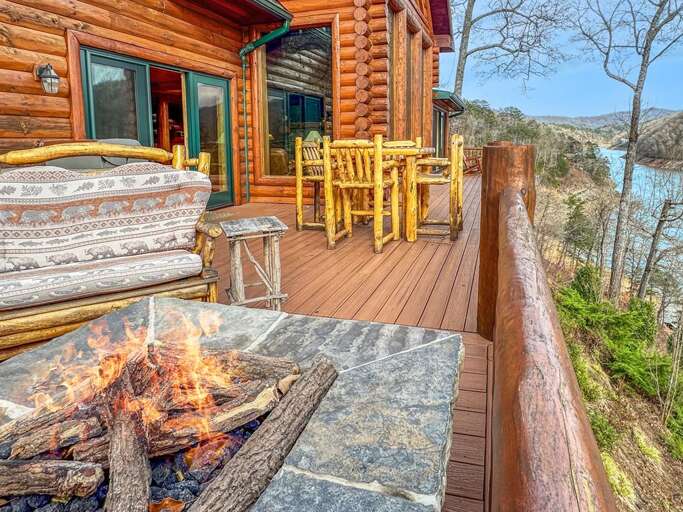 Mountain Ridge main deck fire pit and lake view