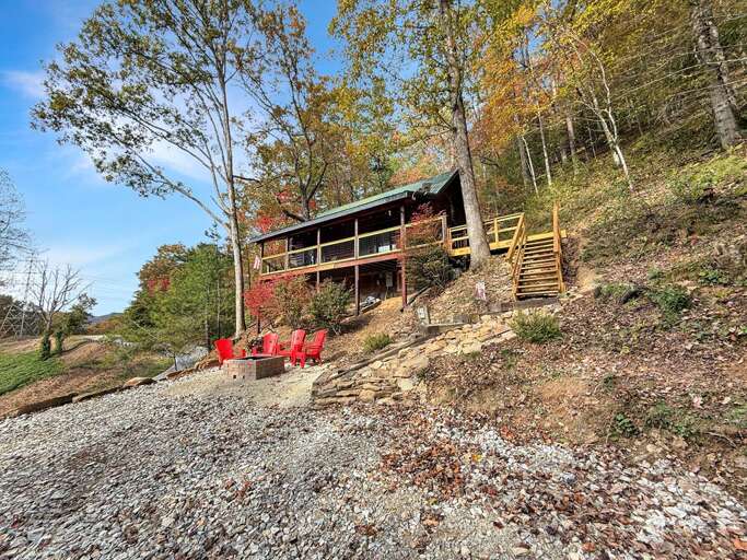 UnBearably Cozy Exterior 3 UnBearably Cozy Exterior 3