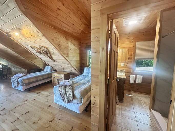 Endless Views - upper level loft and bathroom