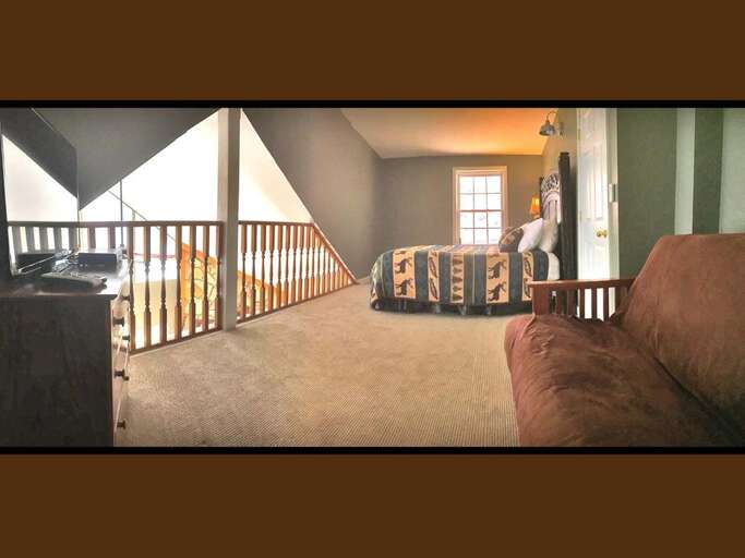 RCC-loft-bedroom-pano