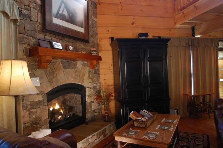 HRlrnewclose HRlrnewclose