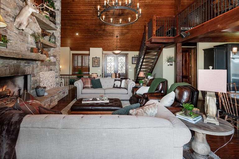 Main Floor Living Room 