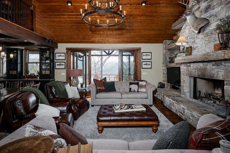 Main Floor Living Room 