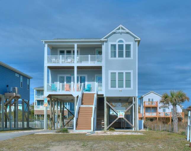 Flip Flops & Flamingos 50 GW 12.2022