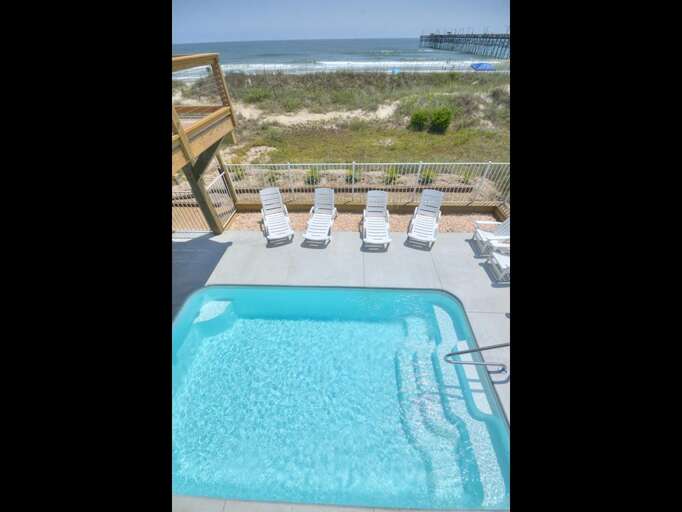701 Ocean Dr Oak Island NC-large-007-003-Pool-660x1000-72dpi