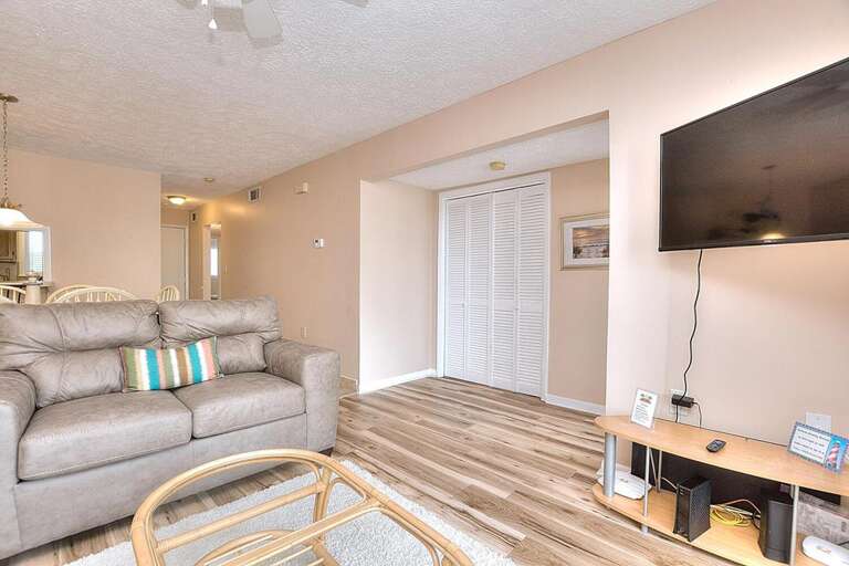 Living Room 
GW 6.2022