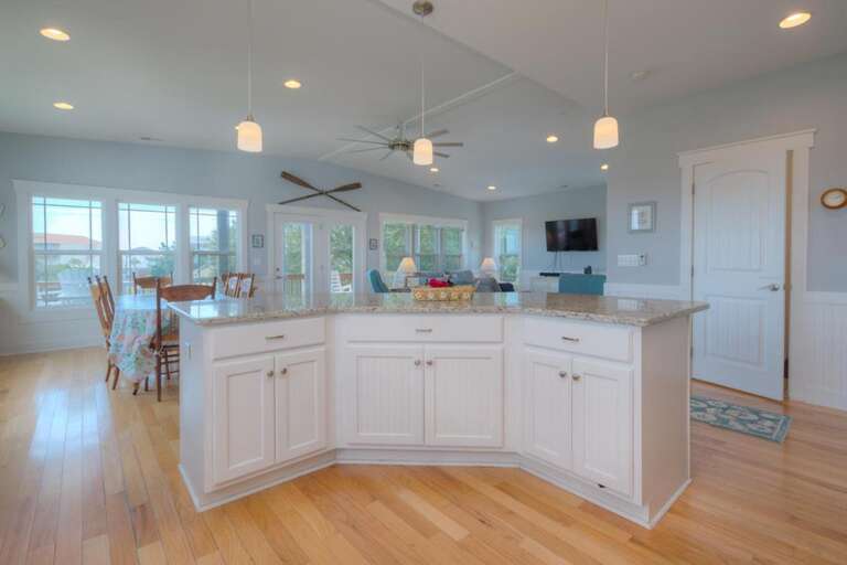 Kitchen
GW 8-28-25