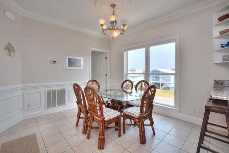 1917 E Beach Dr Stranded-small-010-44-DSC 6472 3 4 Enhancer-666x444-72dpi