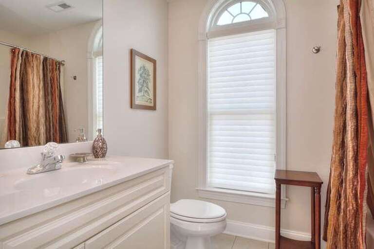 1917 E Beach Dr Stranded-small-023-62-DSC 6502 3 4 Enhancer-666x444-72dpi