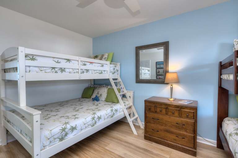 Twin over Twin and Twin over Full Bunk Bed  
GW 2.12.25