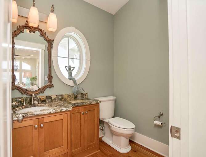 1 Emerald of the Seas Bathroom 