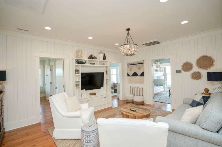 2nd Living Area