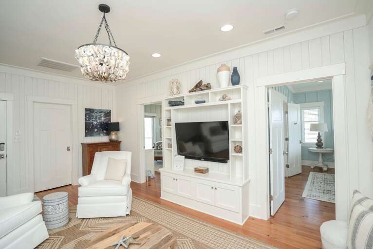 2nd Living Area