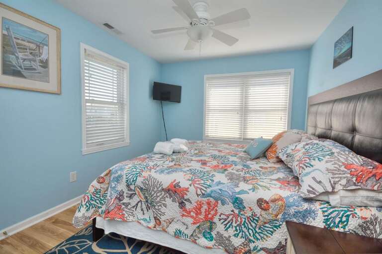 10 Sandy Toes 4901 E Beach Dr-large-018-009-Bedroom 3-1500x1000-72dpi