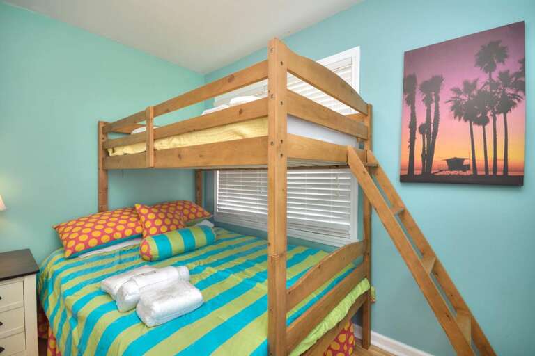 Bunk beds twin/double