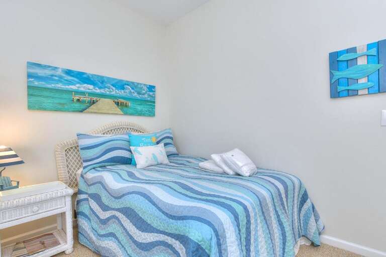 302 37th Place East 32