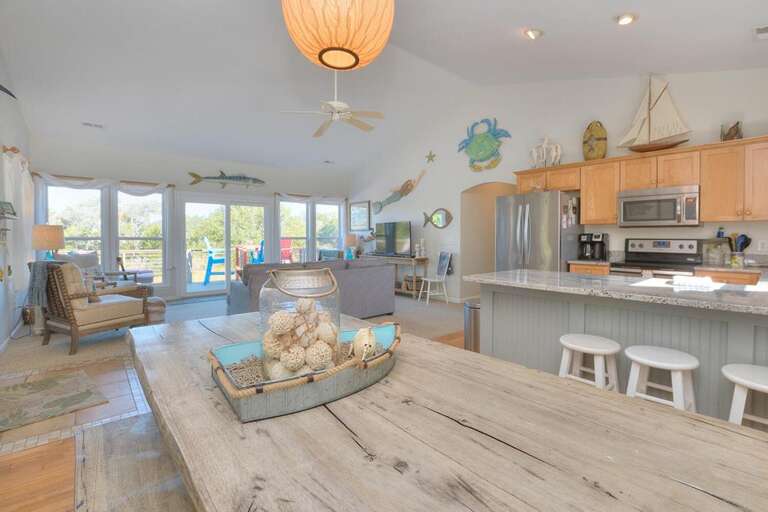 302 37th Place East 17