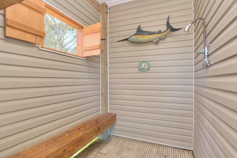 302 37th Place East 39