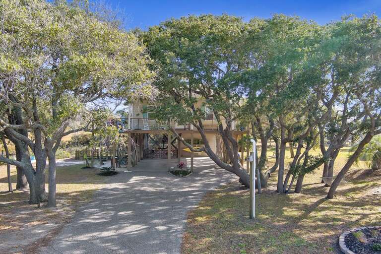 302 37th Place East 60