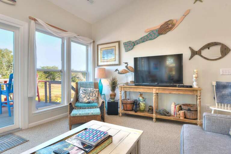 302 37th Place East 14