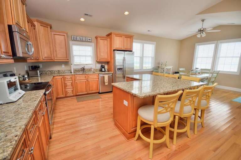 4630 E Beach Dr Oak Island NC-large-010-009-KitchenBreakfast BarDining-1500x994-72dpi