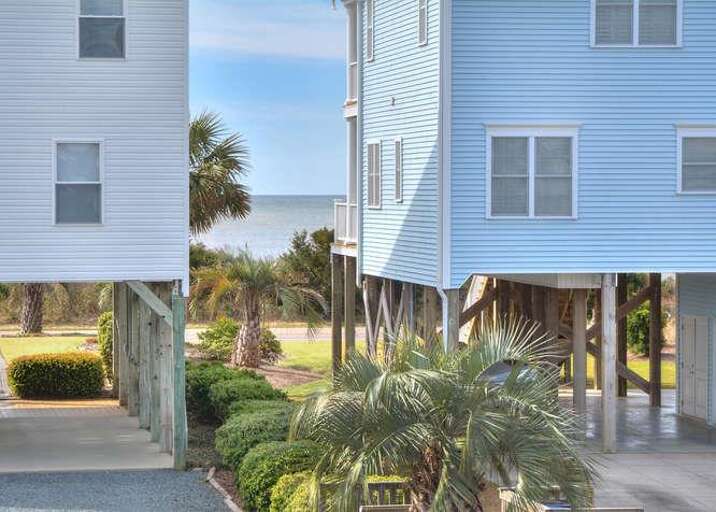 2912 E Dolphin Dr A Paradise-small-032-8-DSC 9176 7 8 Enhancer-666x477-72dpi