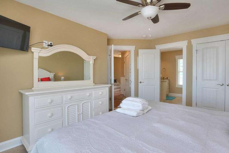 King Bedroom