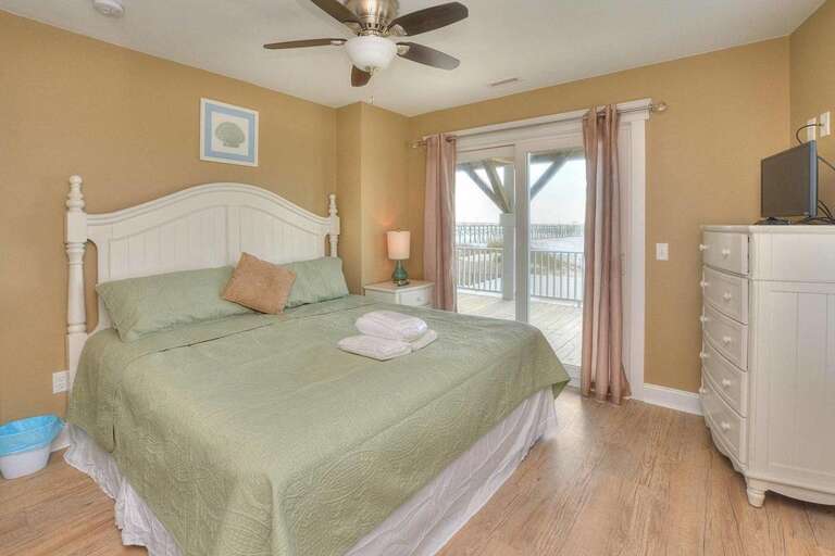 King Bedroom