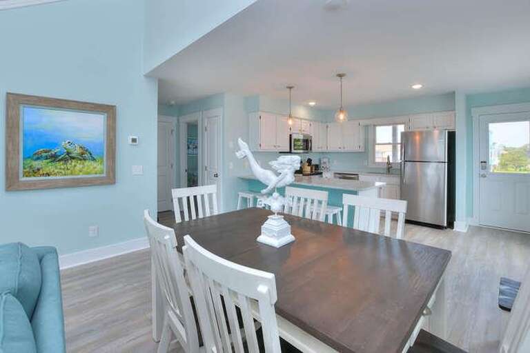 1429 E Beach Drive Beach Tonic-small-012-051-DSC 0304 5 6 Enhancer-666x444-72dpi