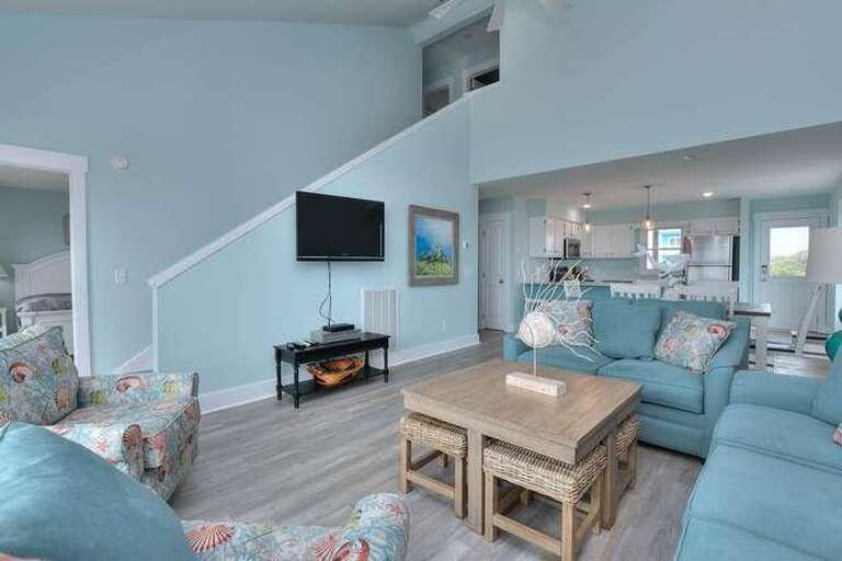 1429 E Beach Drive Beach Tonic-small-008-024-DSC 0313 4 5 Enhancer-666x444-72dpi