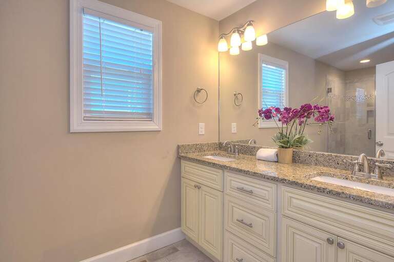 4316 E Beach Dr Gypsea Oak-large-035-032-DSC 1582 3 4 Enhancer-1500x999-72dpi