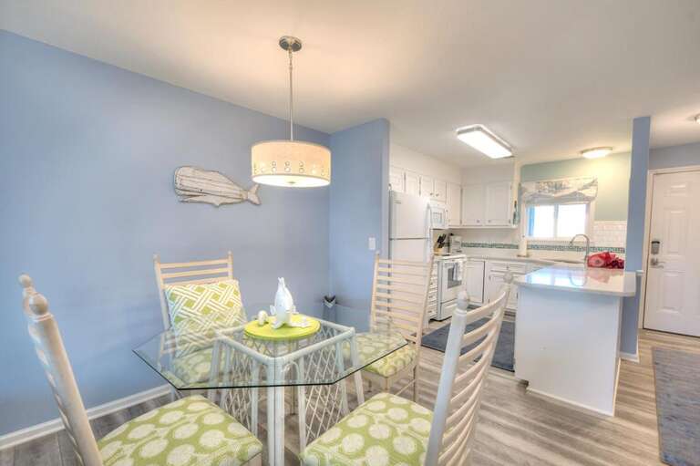 Dining Area with 4 Chairs
GW 10.22.24