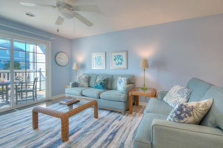 Living Room Coffee Table
10.22.24