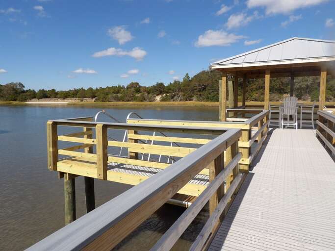Dock