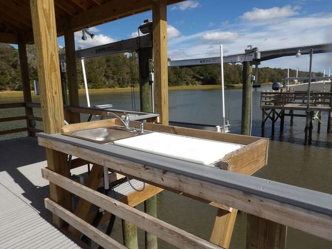 Dock