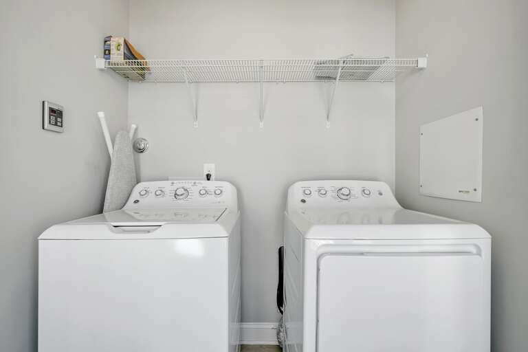 Full size washer/dryer