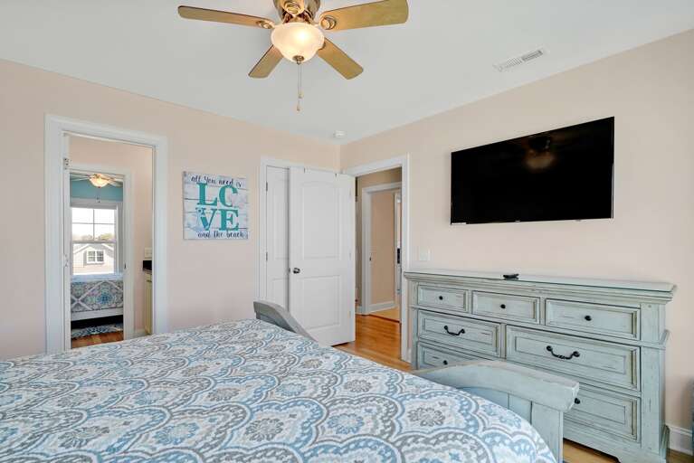 King Bedroom