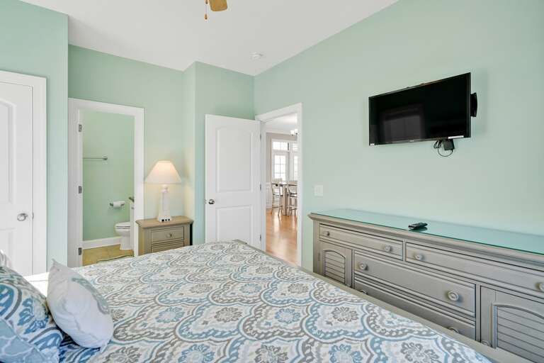 King Bedroom