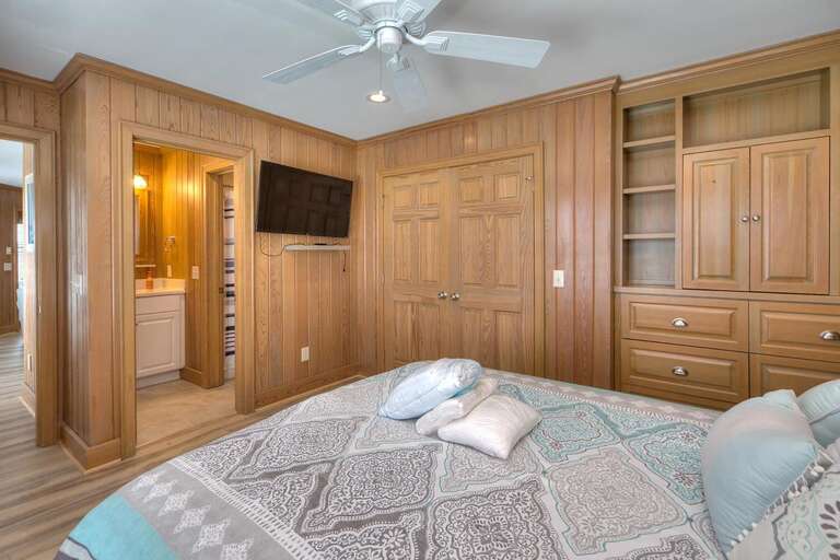 King Bedroom
GW 5.30.23