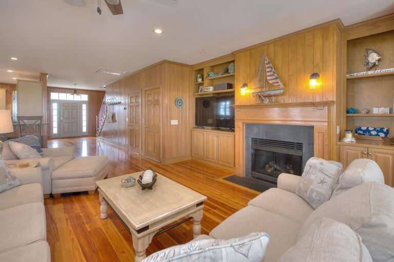Living Room 
GW 5.30.23