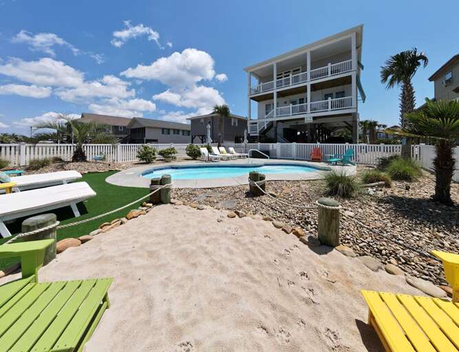 A Toast at the Coast 