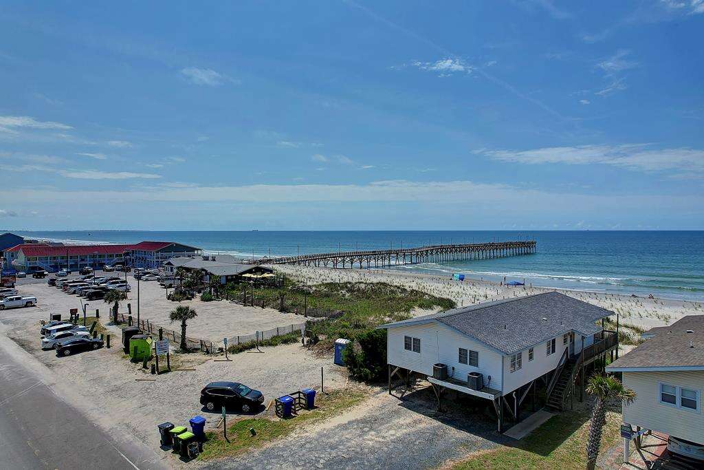 Dune Our Thing A & B Oak Island NC Oceanfront 4 Bedroom Vacation Home