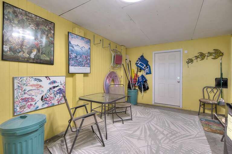 2nd Living Area
GW 6.12.24