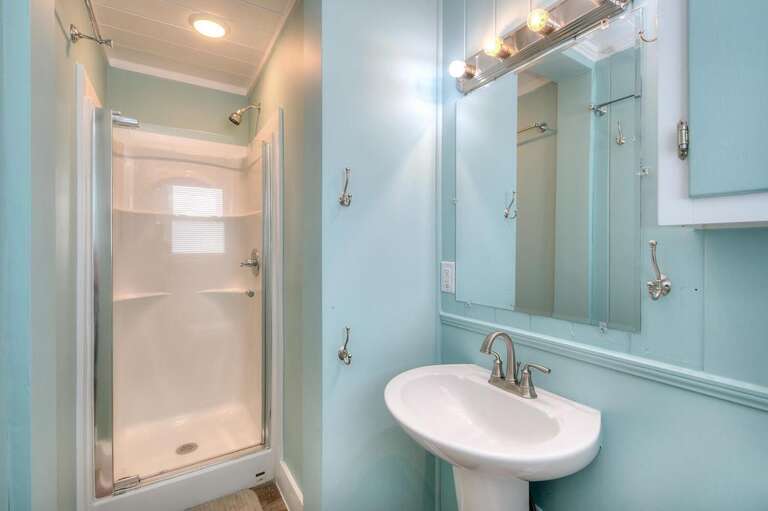 Walk in Shower
GW 9.8.23