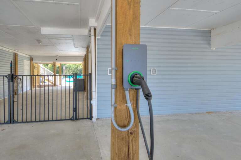 Car Charger
GW 11.5.24