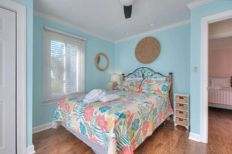 Queen Bed
GW 10.30.24
